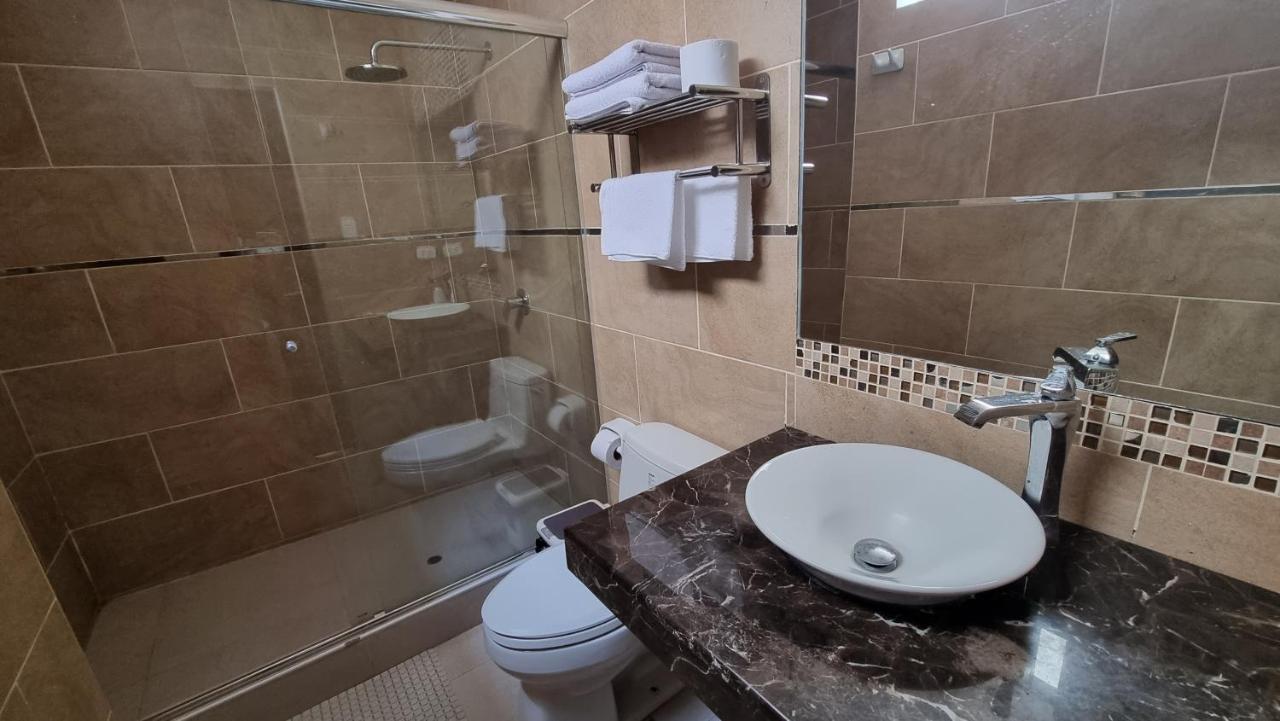 Hotel Imperio Real Trujillo Kültér fotó