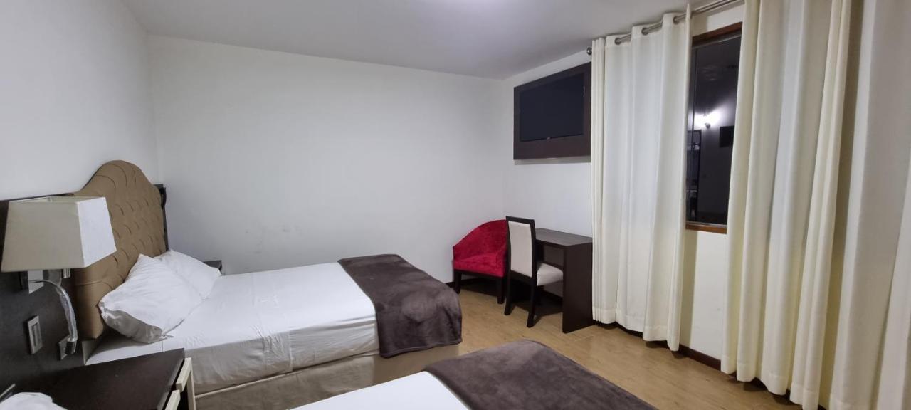 Hotel Imperio Real Trujillo Kültér fotó