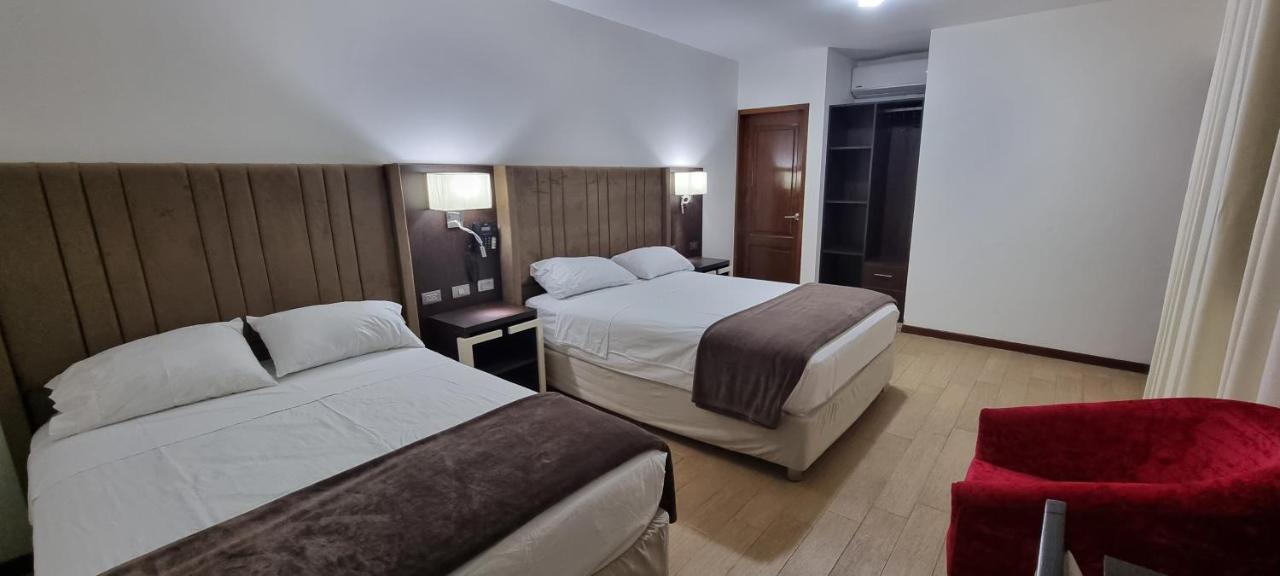 Hotel Imperio Real Trujillo Kültér fotó